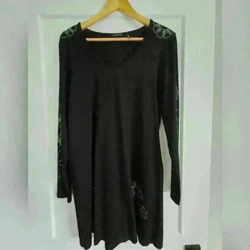TRICOTTO black womens size medium dress